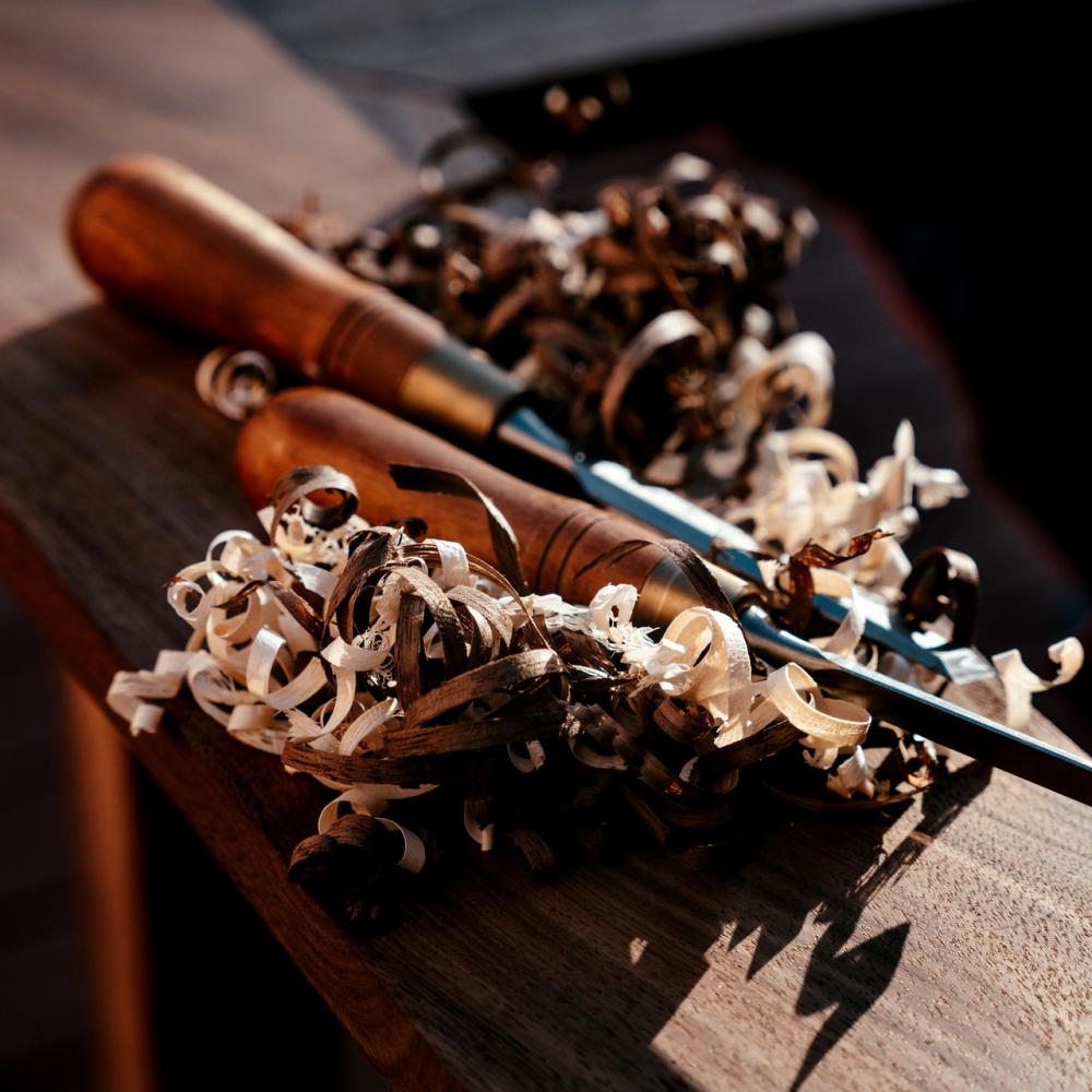 ÉBÉNISTERIE, MENUISIERIE DANS LE GOLFE DE SAINT-TROPEZ